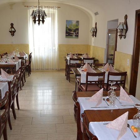 Bed and Breakfast Ristorante Del Ponte Cugnasco Екстер'єр фото